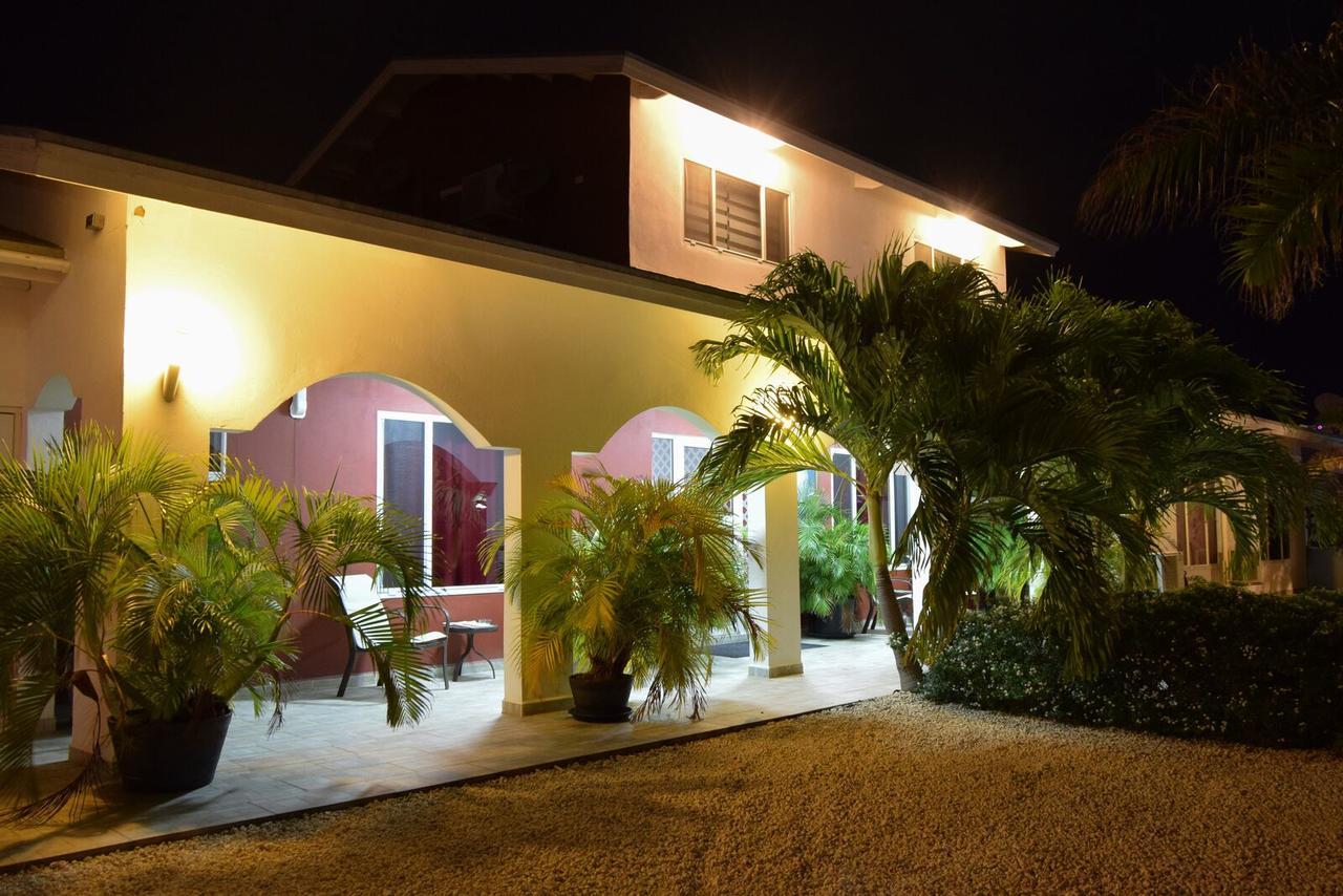 Ladybugs Apartments Palm Beach Luaran gambar